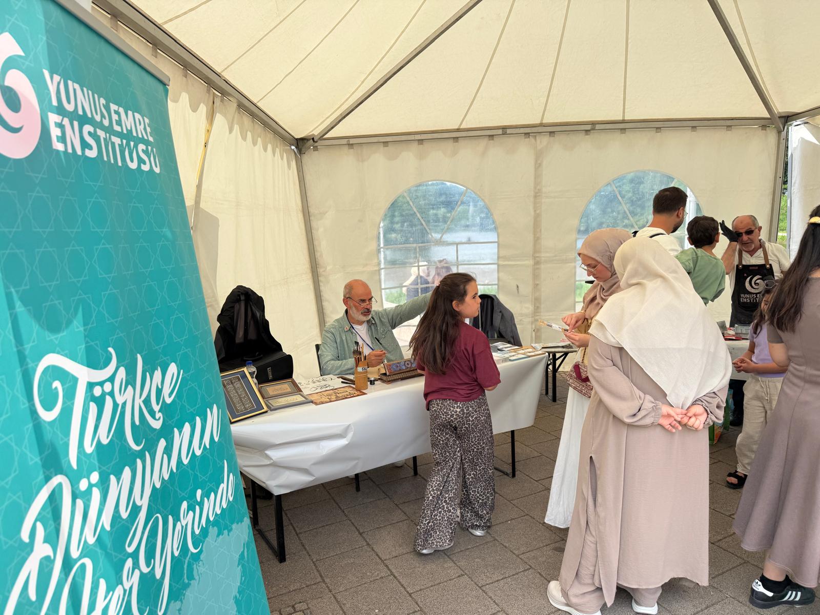 Saarland Türk Günü'ne 30 bin kişilik yoğun katılım