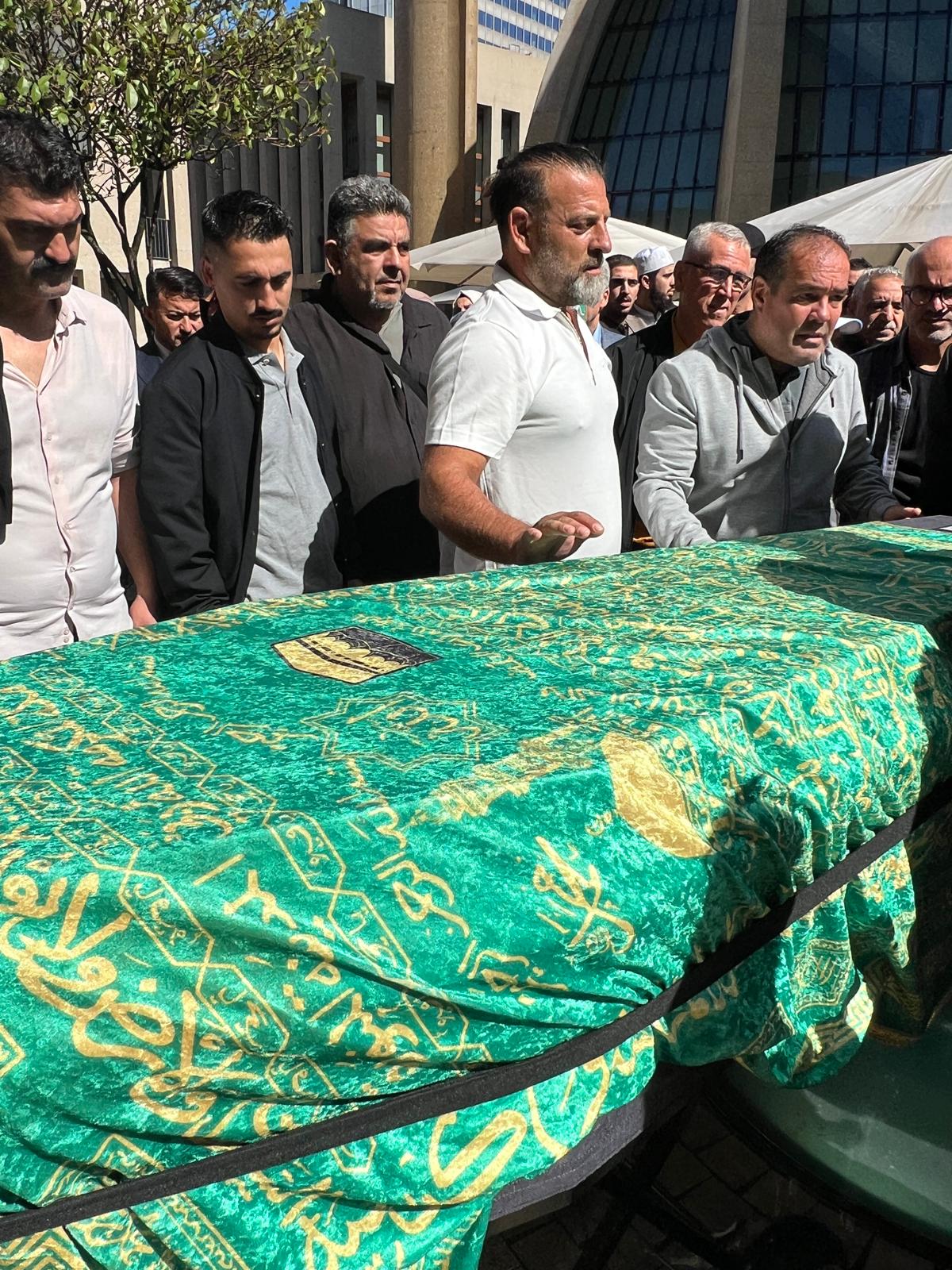 İş İnsanı Ali Tokuş’un Cenaze Namazı Köln Merkez Camii’nde Kılındı